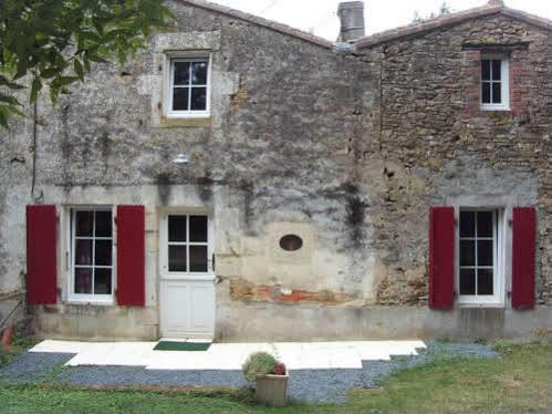 Gite Le Puy Rabasteau Chantonnay Εξωτερικό φωτογραφία